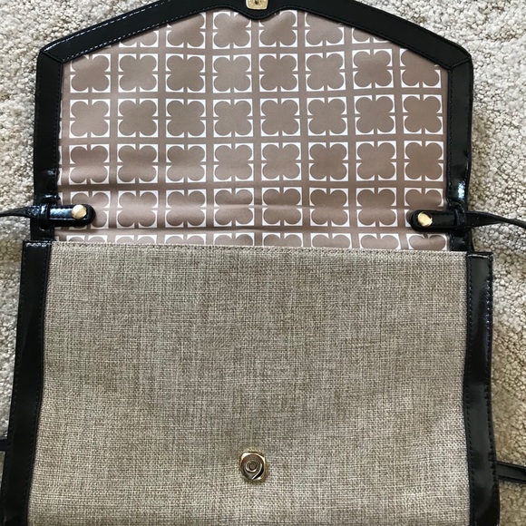 Liz Claiborne Spring Ahead Straw/Blk Patent Clutch - Picture 13 of 15